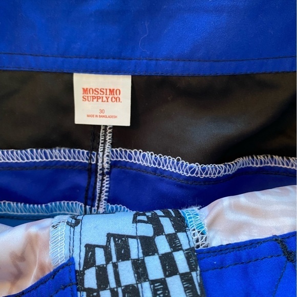 Mossimo SwimTrunks size 30 (BL) - Picture 4 of 7